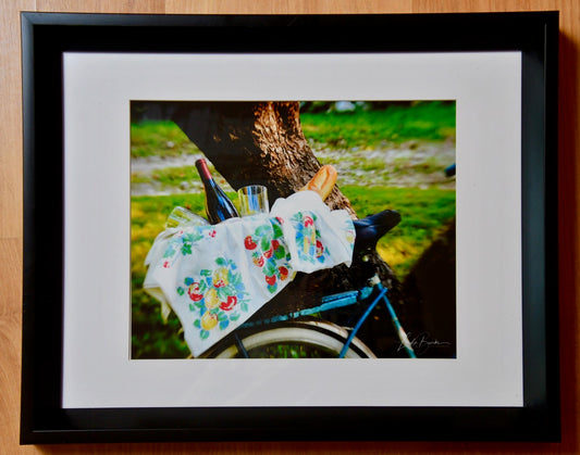 Picnic Time 8 X 10 Fine Art Photo in a 12.5 X 15.5 Frame by Linda Burke